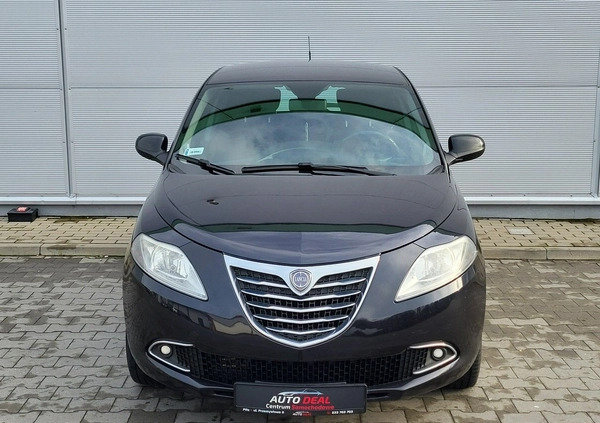 Lancia Ypsilon cena 21700 przebieg: 113000, rok produkcji 2012 z Milicz małe 742